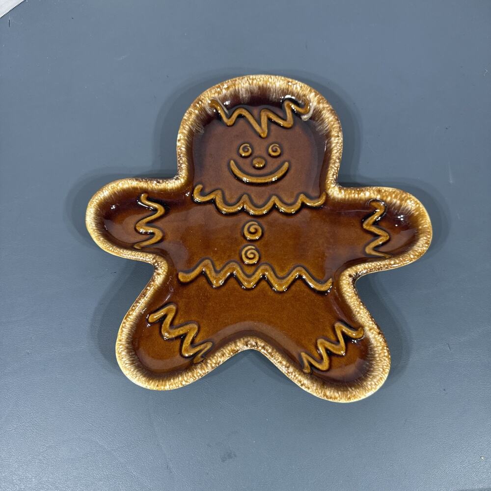 Vintage Hull Pottery Gingerbread Man Cookie Plate Dish Brown Drip 10”